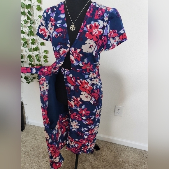 💚HP💚 NWT Yumi Kim 100% Silk Caught In The Wind Midi Wrap Dress Garden - Picture 9 of 12
